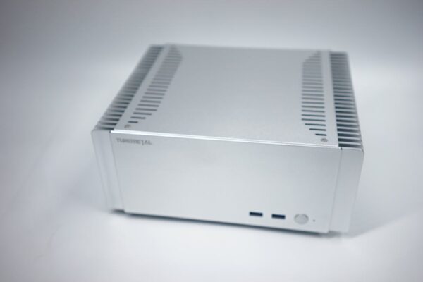 UP3 fanless chassis